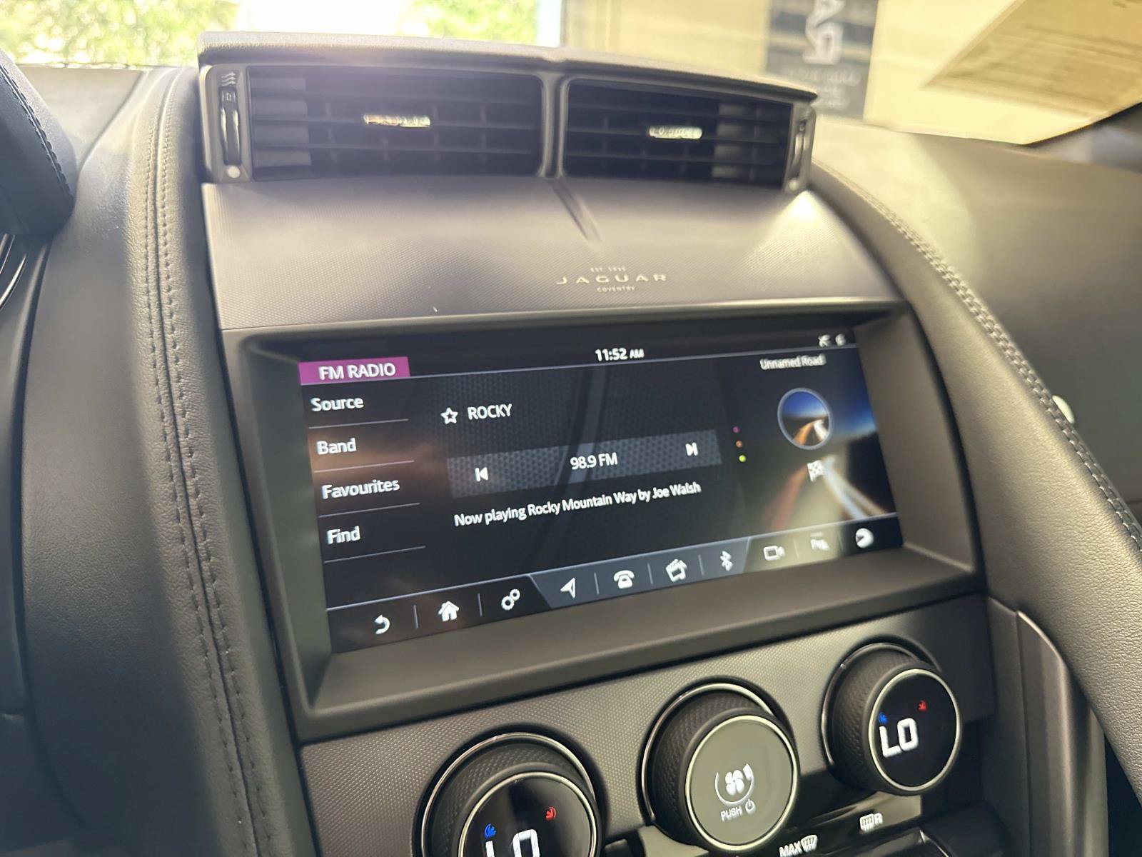 Used 2023 Jaguar F-TYPE Coupe RWD image 18