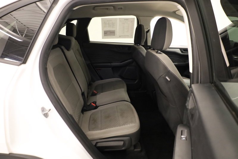 Used 2022 Ford Escape SE w/ SE Sport Appearance Package image 31