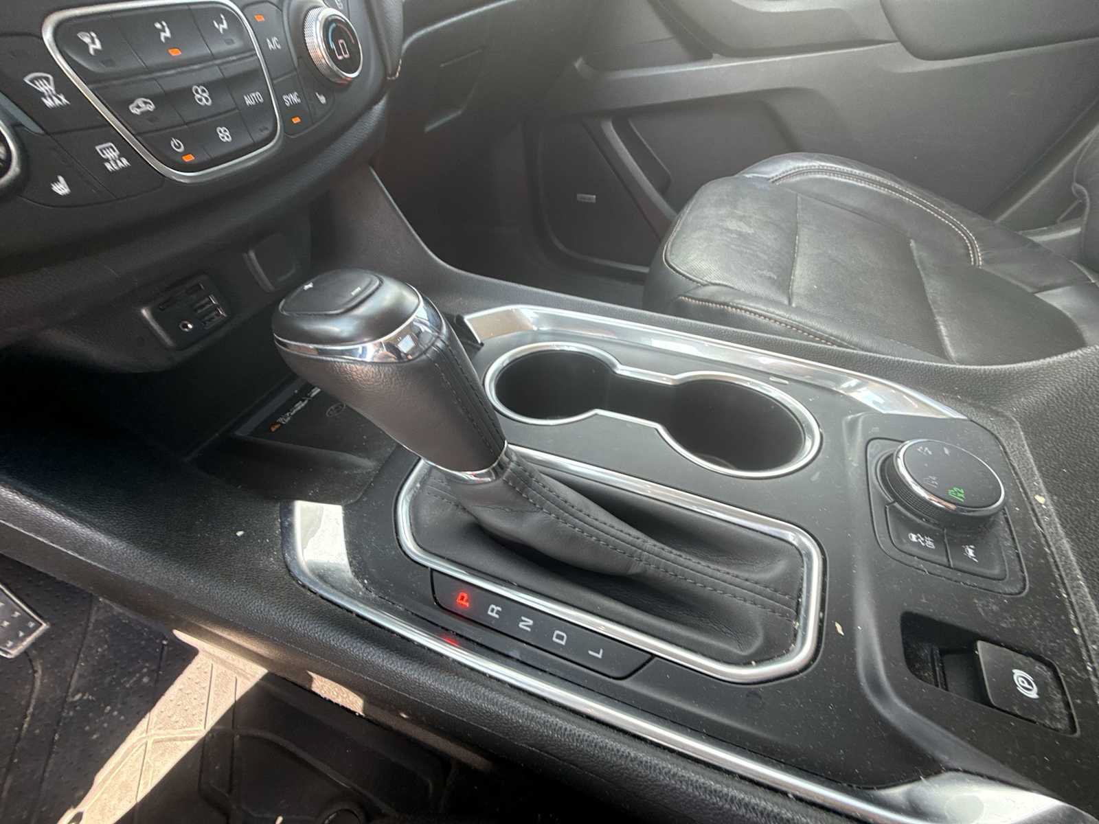 Certified 2020 Chevrolet Traverse Premier w/ LPO, Floor Liner Package AWD/4WD image 16