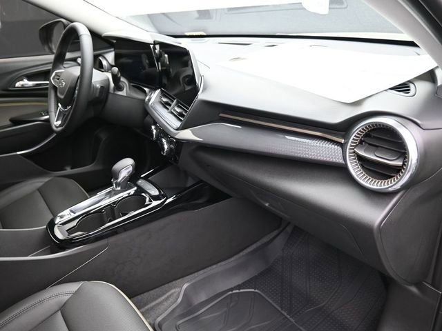 New 2026 Chevrolet Trax ACTIV w/ Driver Confidence Package image 39