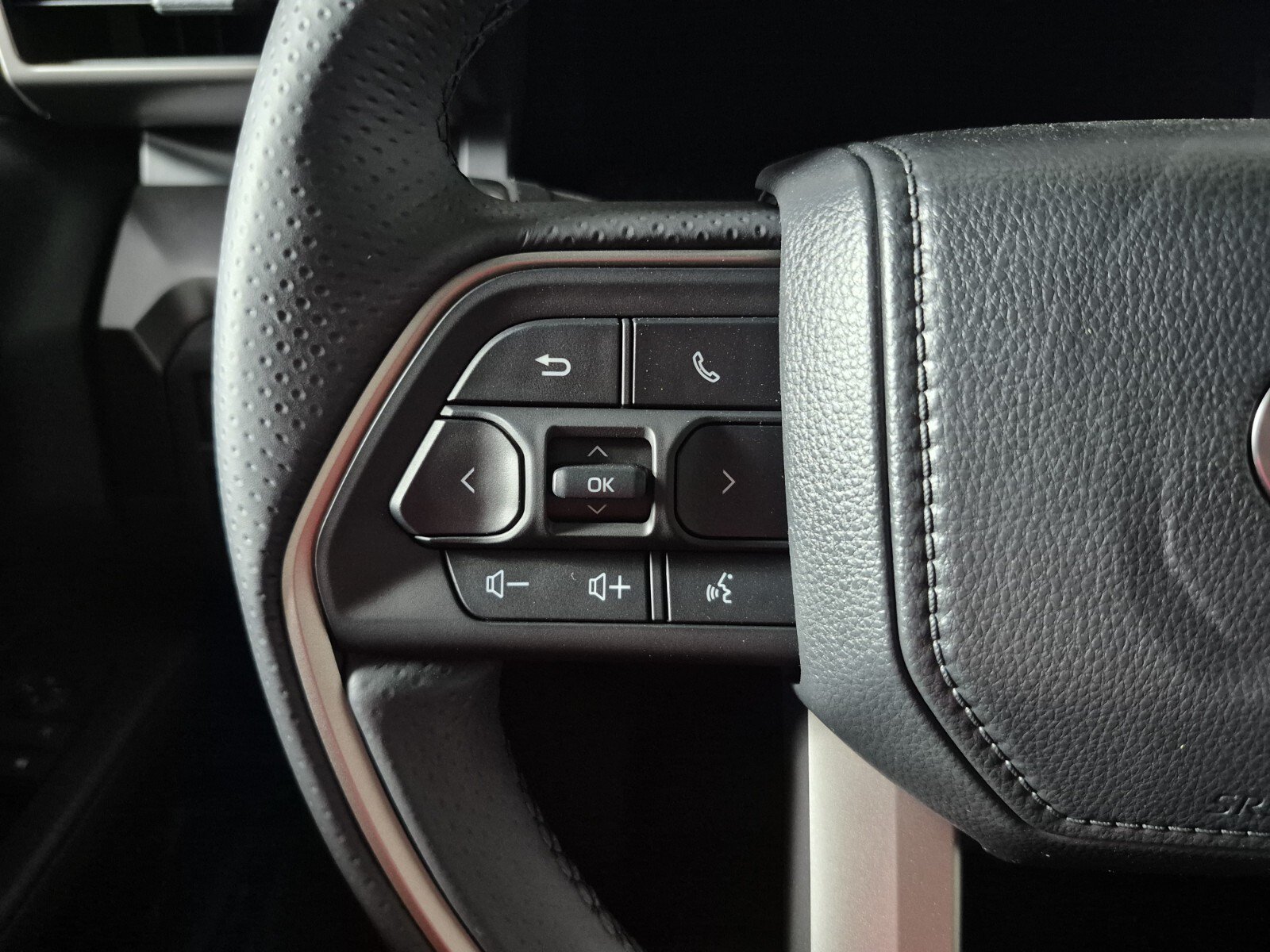 New 2026 Toyota 4Runner Limited AWD/4WD image 20