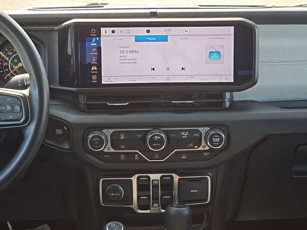 Certified 2024 Jeep Gladiator Sport AWD/4WD image 28