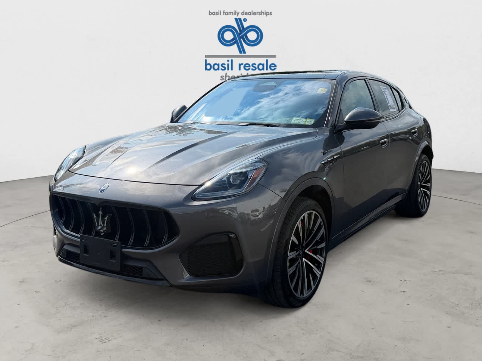 Used 2023 Maserati Grecale Modena AWD/4WD image 2