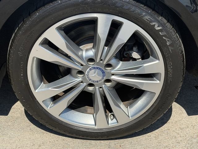 Used 2016 Mercedes-Benz E 350 Sedan image 8