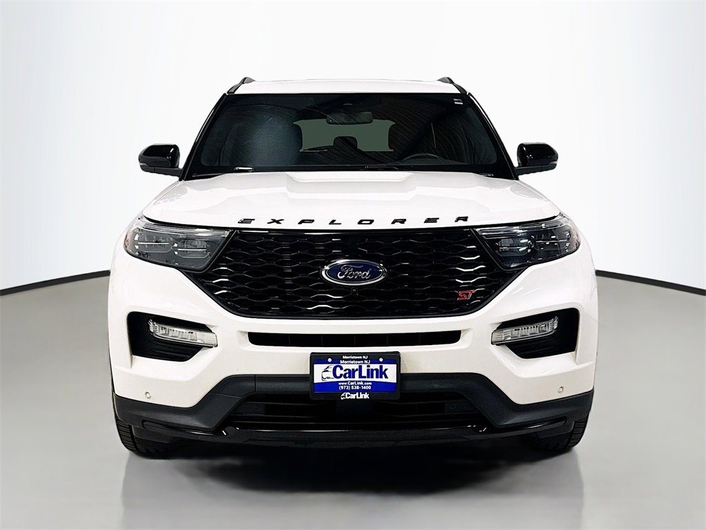 Used 2022 Ford Explorer ST w/ Equipment Group 401A image 2