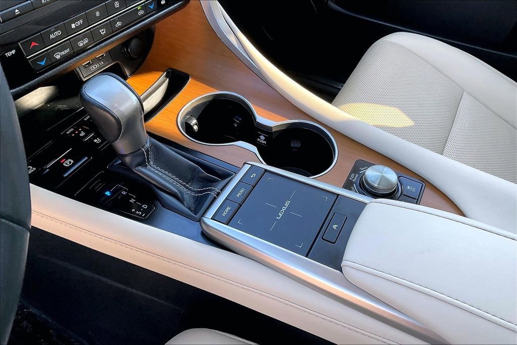 Used 2022 Lexus RX 450h AWD w/ Premium Package image 18