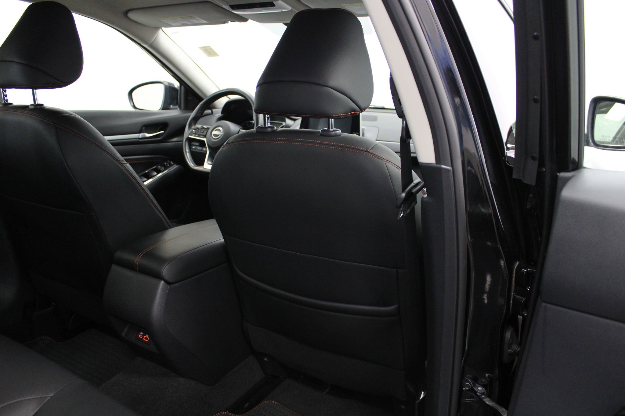 Used 2023 Nissan Altima 2.5 SR image 23