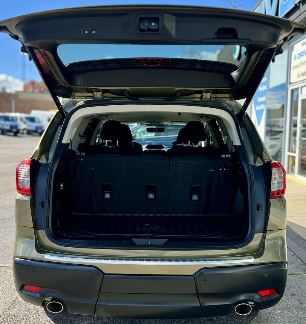 Used 2022 Subaru Ascent Premium w/ Convenience Package AWD/4WD image 8