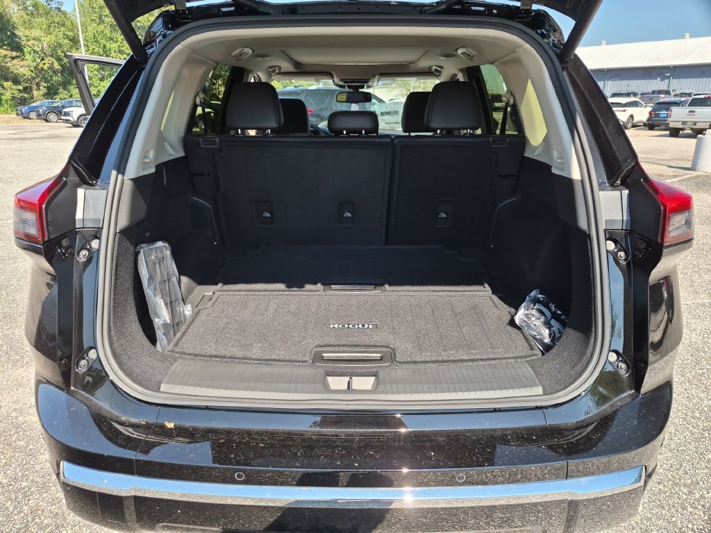 New 2026 Nissan Rogue Platinum w/ Platinum Premium Package AWD/4WD image 31