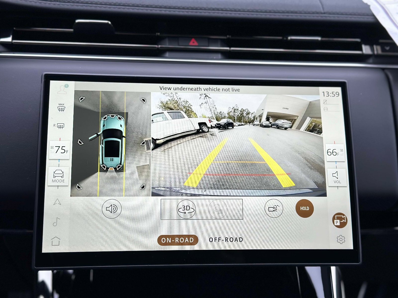 New 2025 Land Rover Range Rover Sport SE image 16