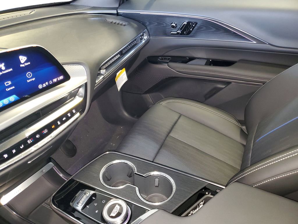 New 2026 Cadillac Lyriq Sport w/ LPO, ONYX Package RWD image 20