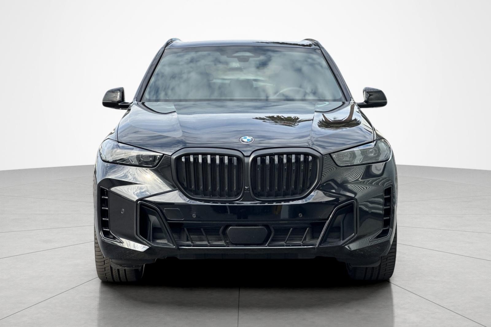Used 2024 BMW X5 xDrive40i w/ M Sport Package AWD/4WD image 8