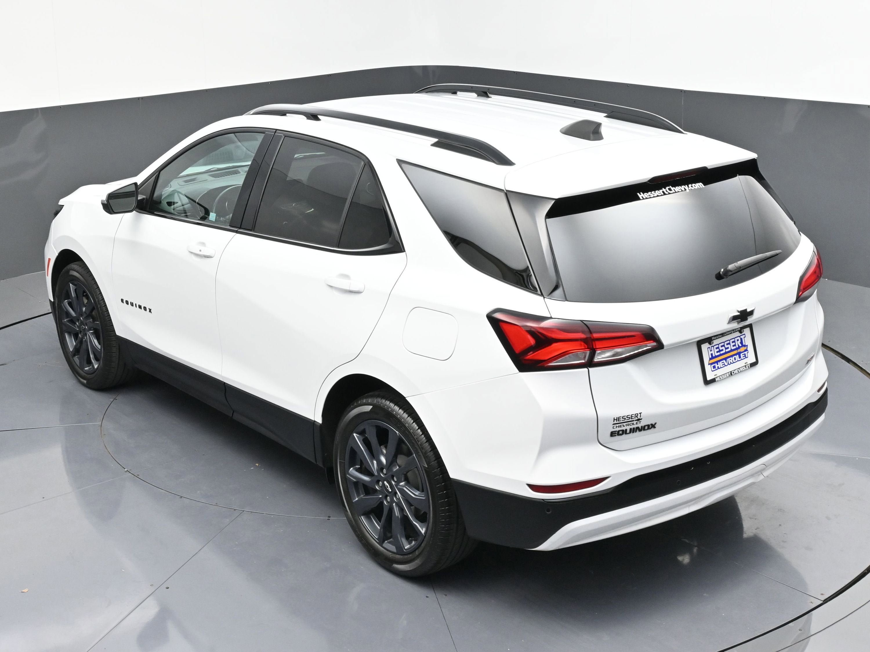 Used 2024 Chevrolet Equinox RS image 49