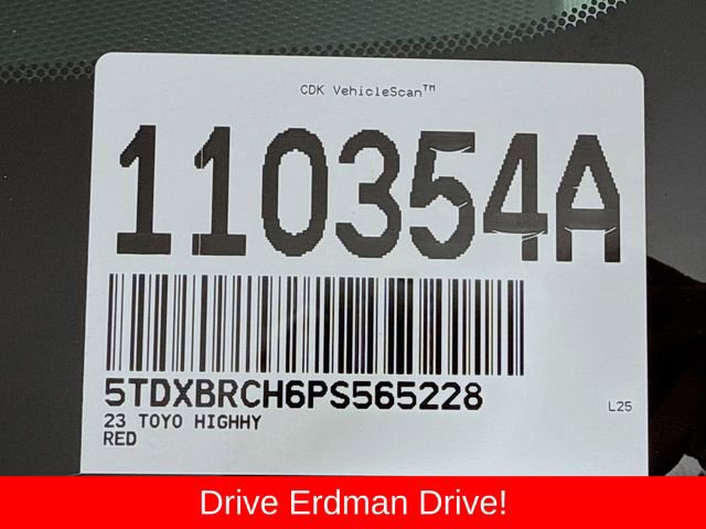 Used 2023 Toyota Highlander Limited image 31
