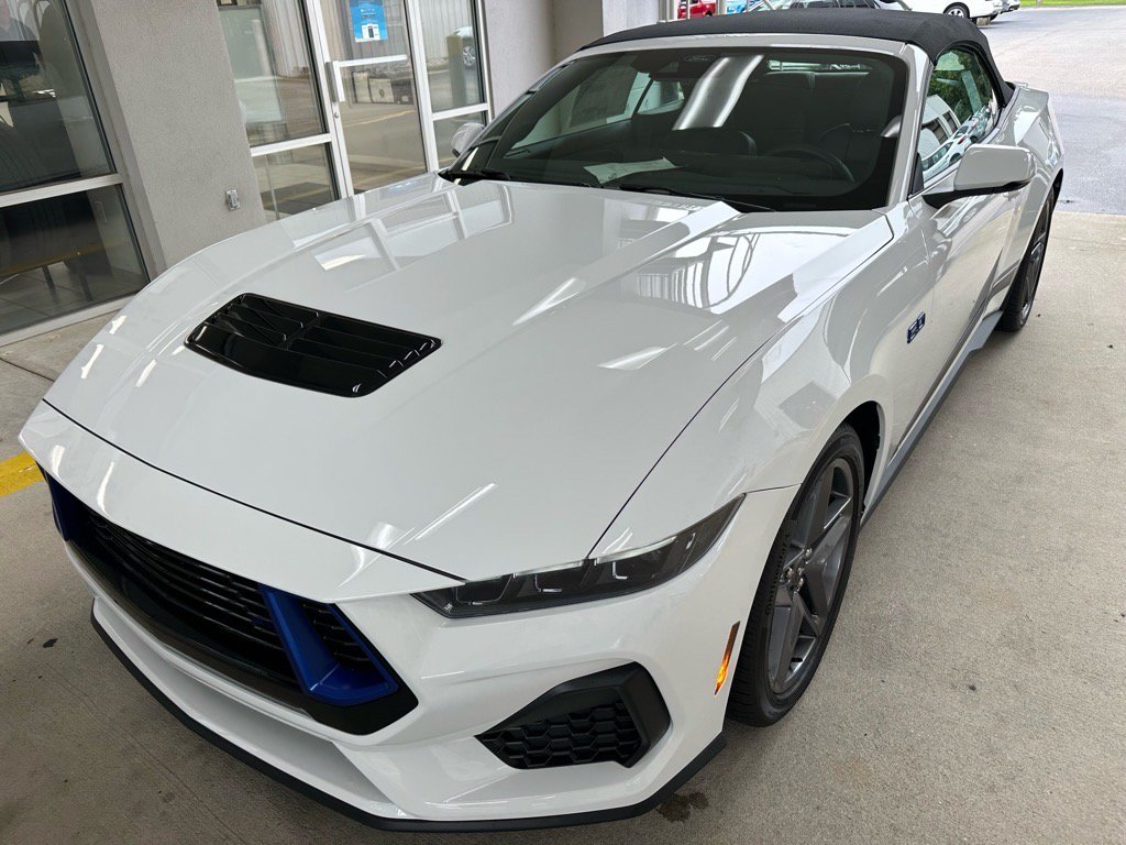 New 2025 Ford Mustang GT RWD image 3