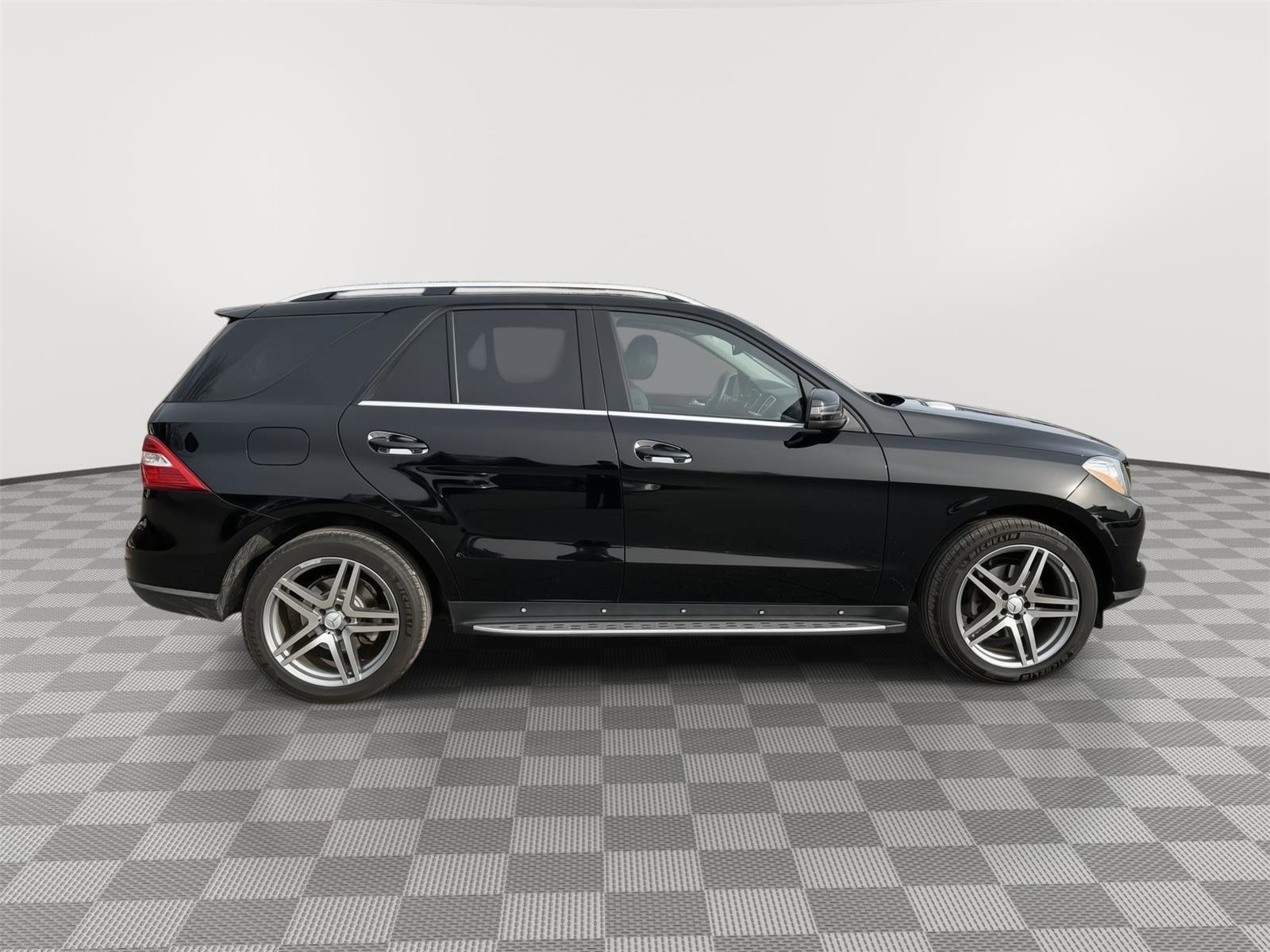 Used 2013 Mercedes-Benz ML 350 4MATIC image 6