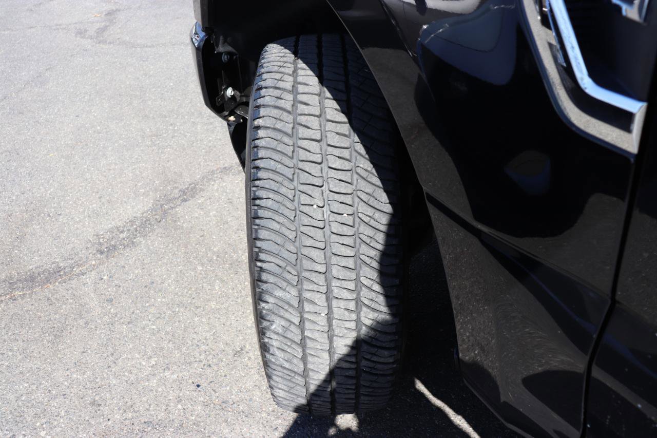Used 2022 Ford F250 XLT w/ Black Appearance Package image 54