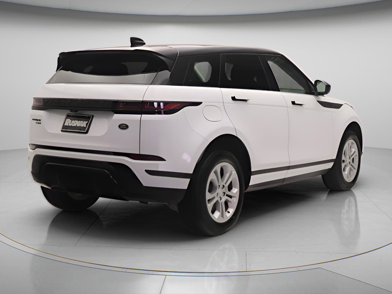 Used 2020 Land Rover Range Rover Evoque S image 4