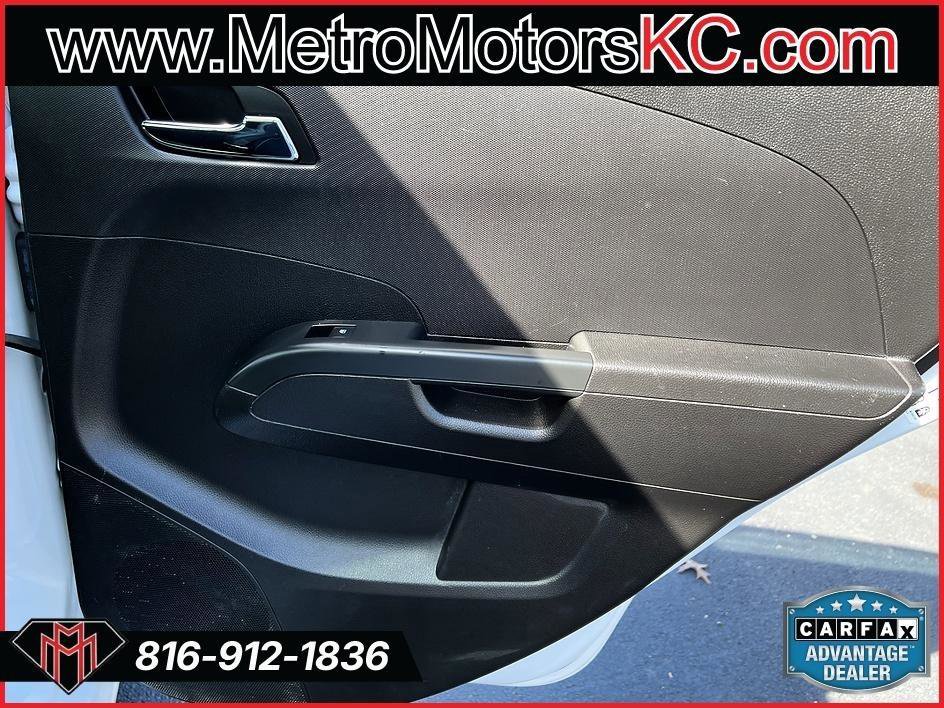 Used 2015 Chevrolet Sonic LTZ image 33