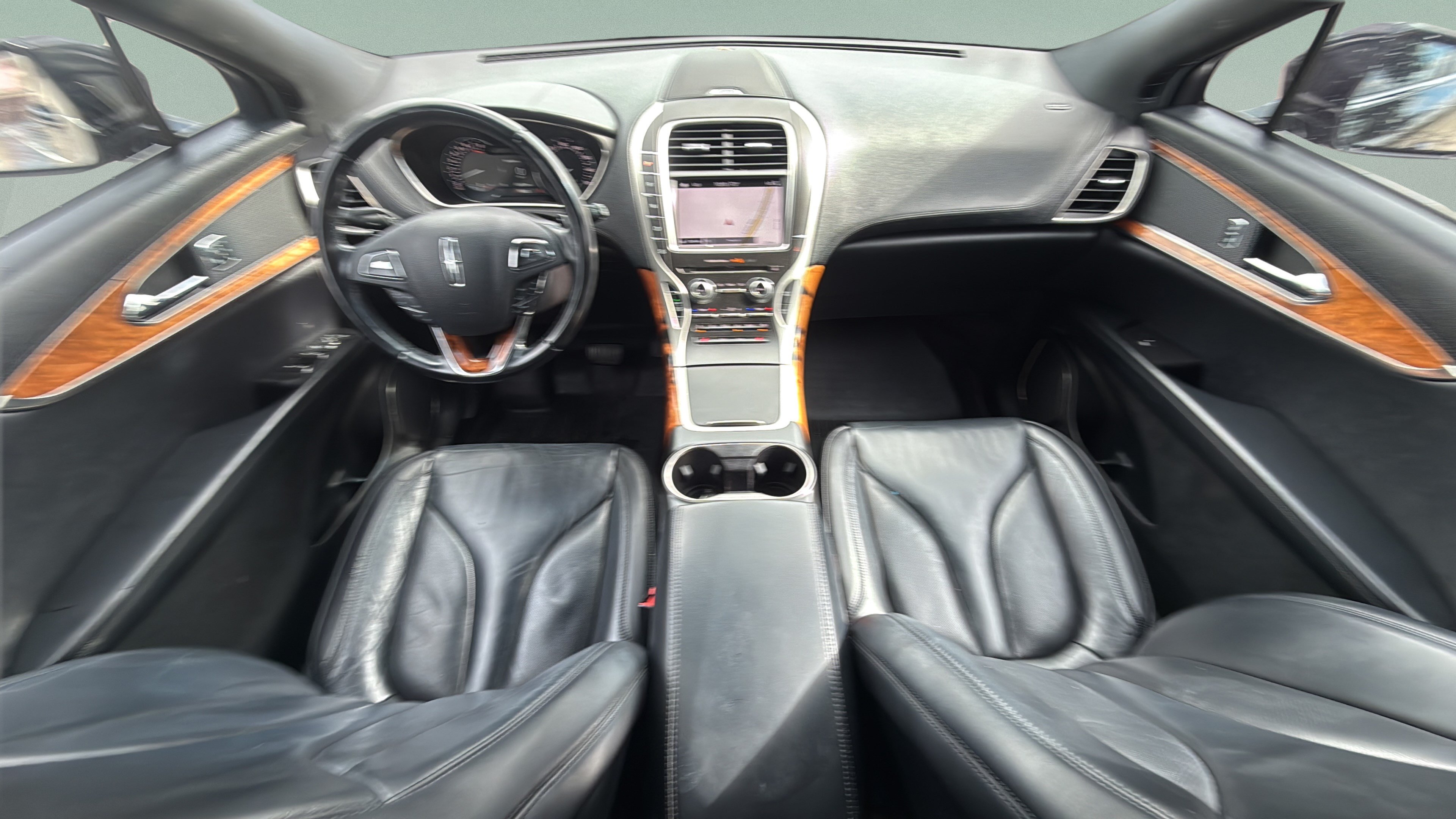 Used 2018 Lincoln MKX Select w/ Select Plus Package FWD image 15