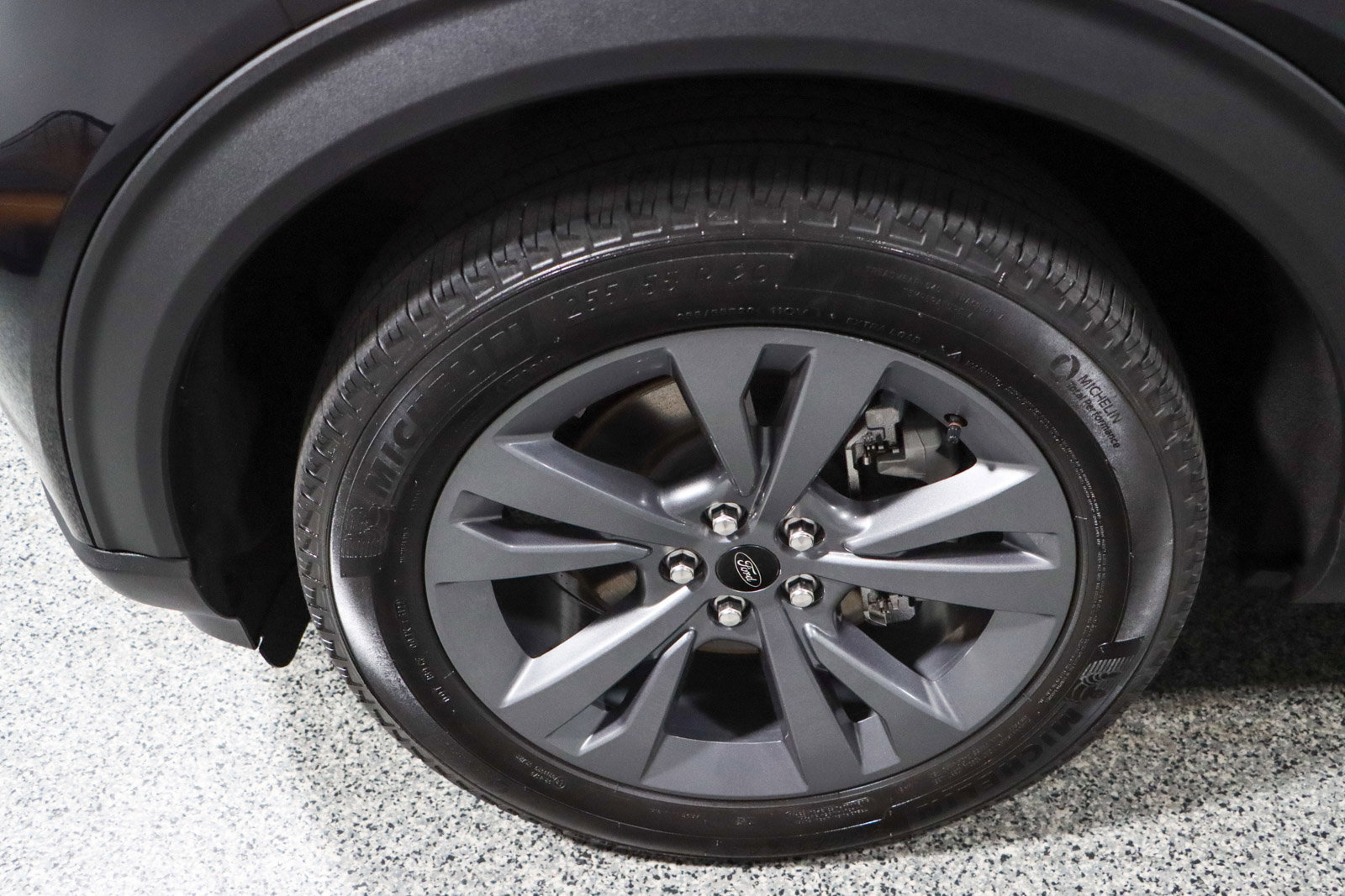 Used 2023 Ford Explorer XLT w/ Equipment Group 202A image 11