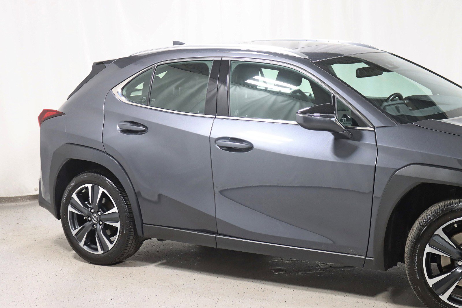 Used 2024 Lexus UX 250h AWD image 3