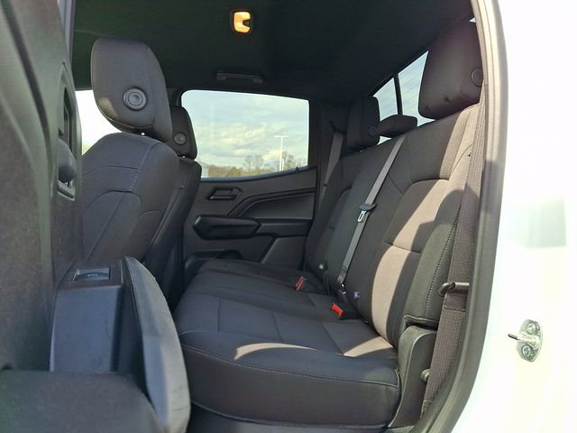 Used 2025 Chevrolet Colorado W/T w/ Advanced Trailering Package image 10