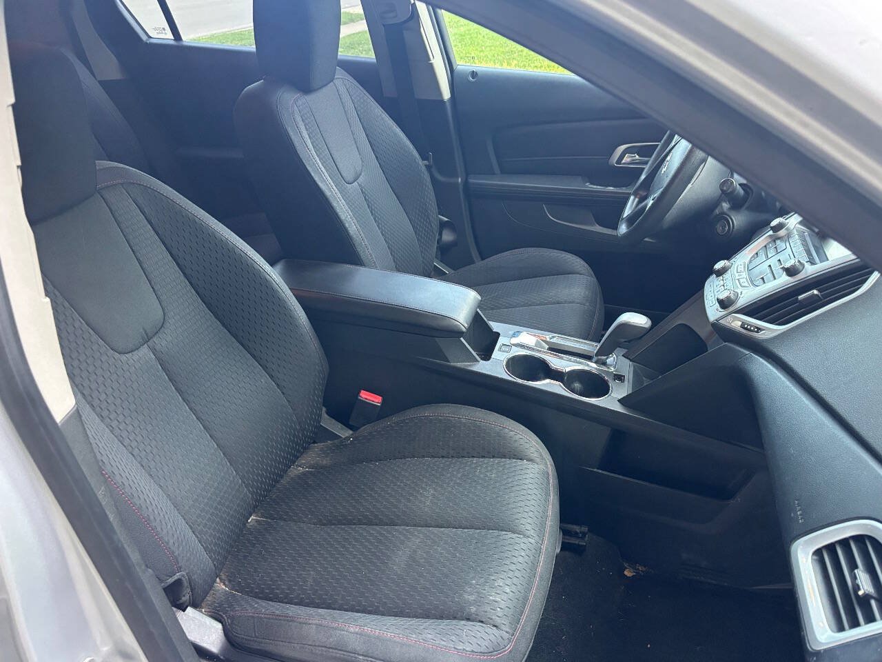 Used 2013 GMC Terrain SLE AWD/4WD image 9