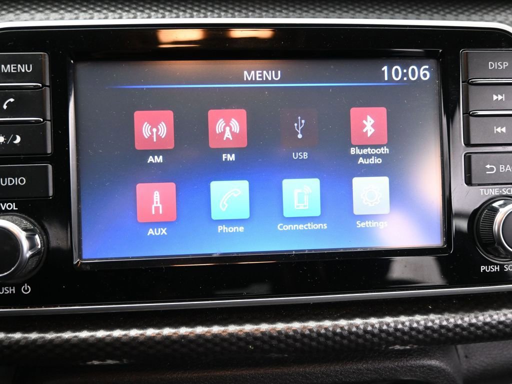 Used 2020 Nissan Kicks S image 25