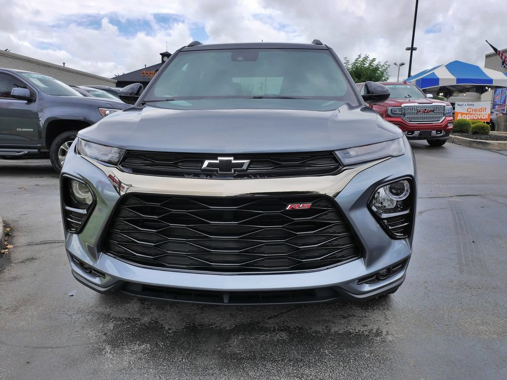 Used 2021 Chevrolet TrailBlazer RS w/ Technology Package AWD/4WD image 2