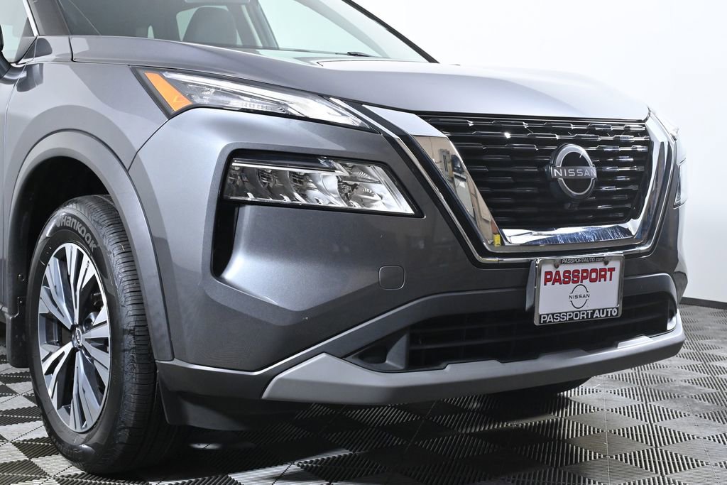 Certified 2022 Nissan Rogue SV image 5