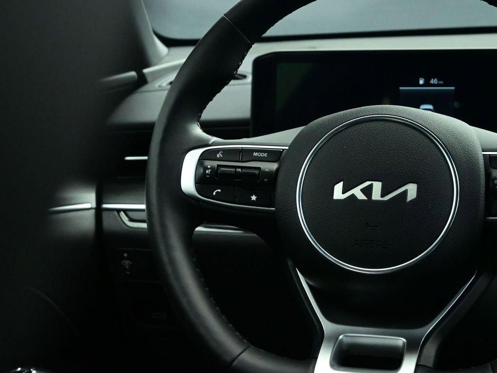 Used 2025 Kia K5 GT-Line w/ GT-Line Premium Package image 41