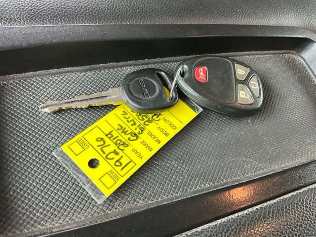 Used 2014 GMC Sierra 2500 SLT w/ SLT Convenience Package image 30