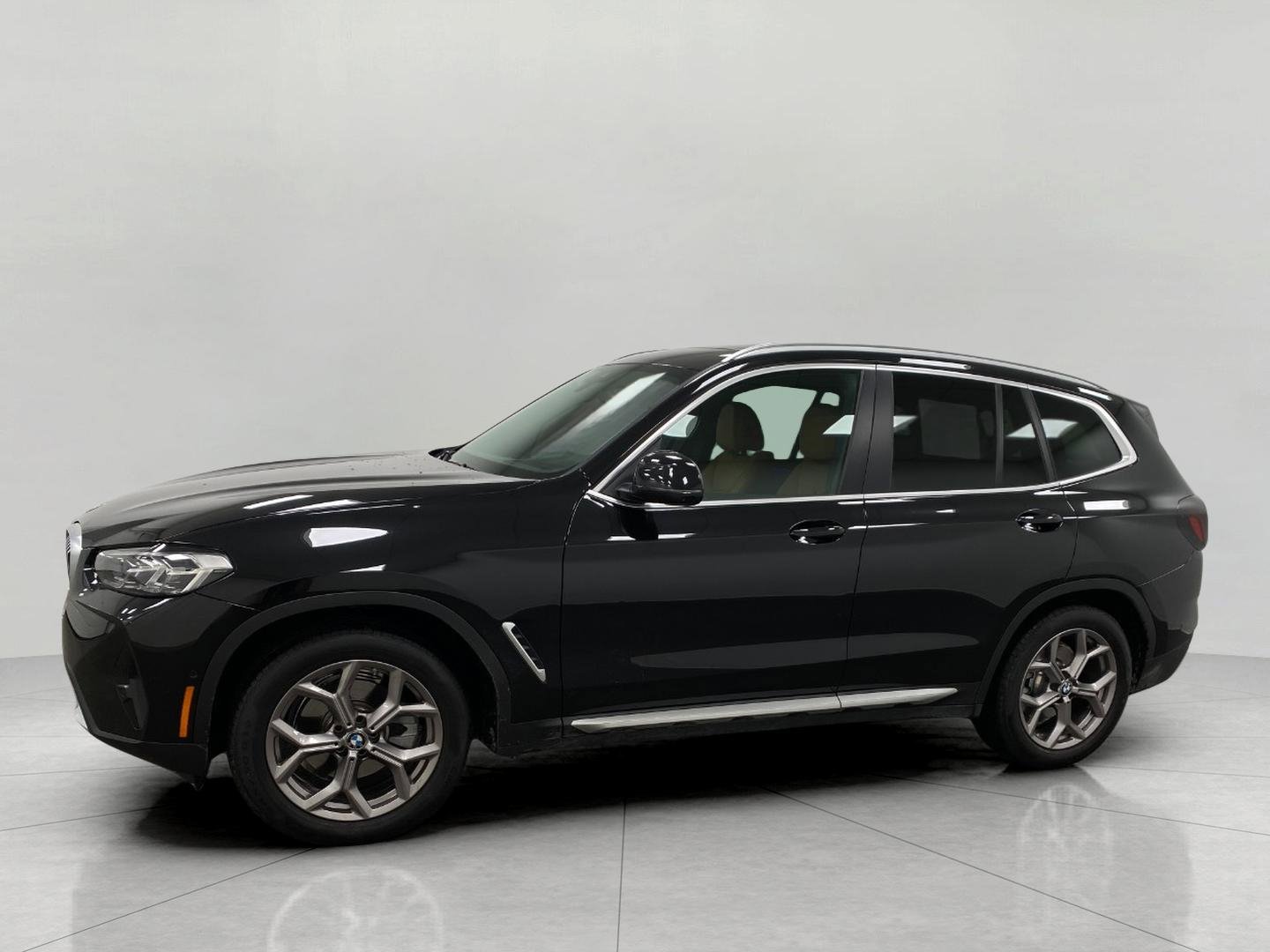 Certified 2024 BMW X3 xDrive30i w/ Premium Package image 8