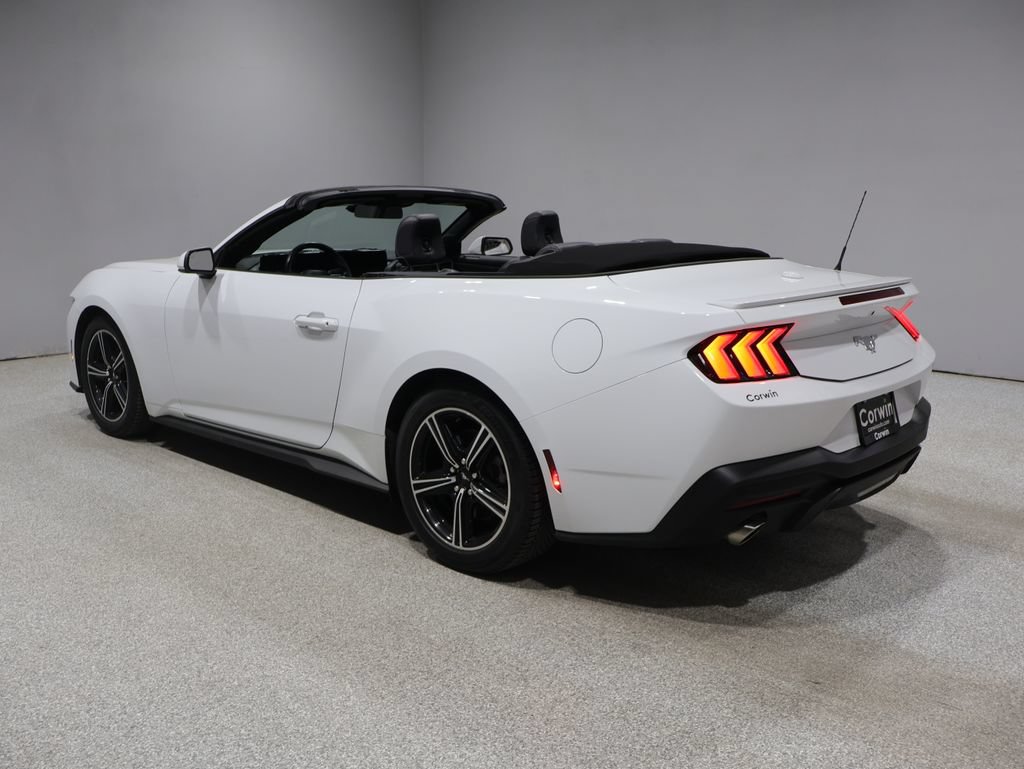 Used 2025 Ford Mustang Premium RWD image 12