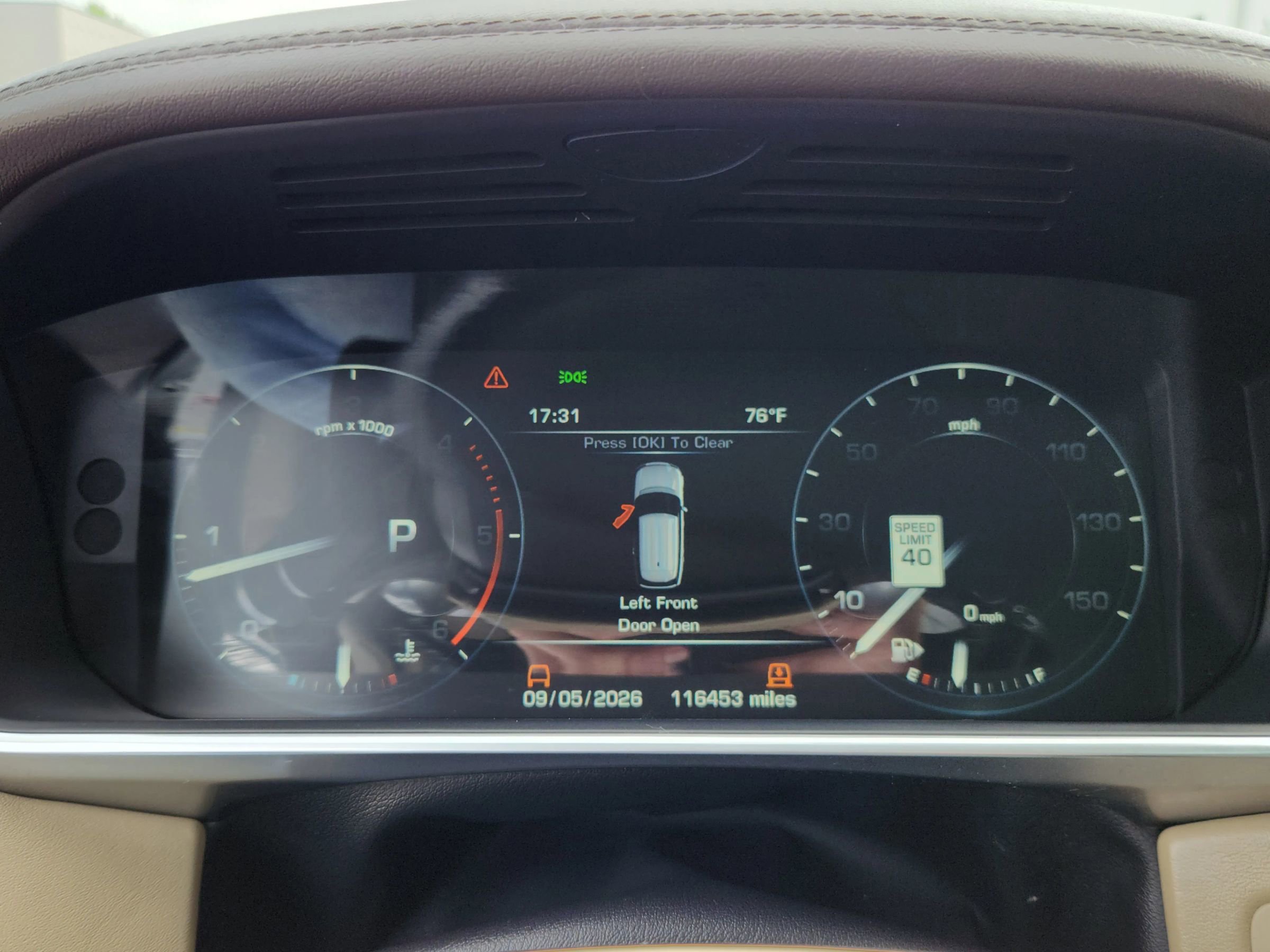 Used 2016 Land Rover Range Rover HSE AWD/4WD image 13