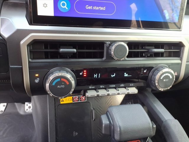 Used 2024 Toyota Tacoma TRD Sport image 13