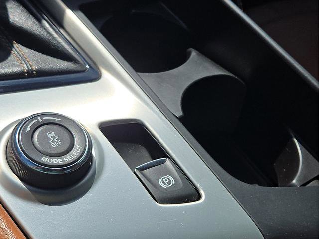 Used 2015 Chevrolet Corvette Stingray Coupe w/ 2LT Preferred Equipment Group RWD image 23