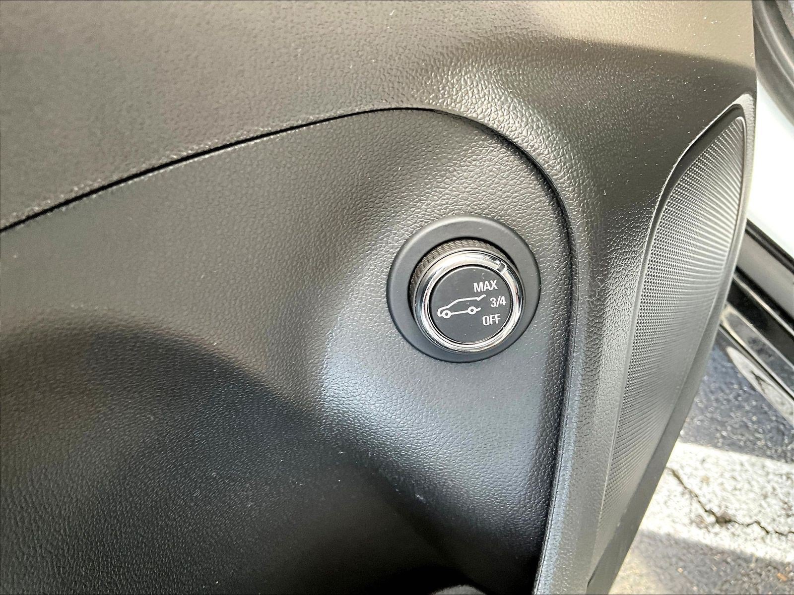 Used 2026 Buick Encore GX Sport Touring w/ Comfort Package FWD image 37