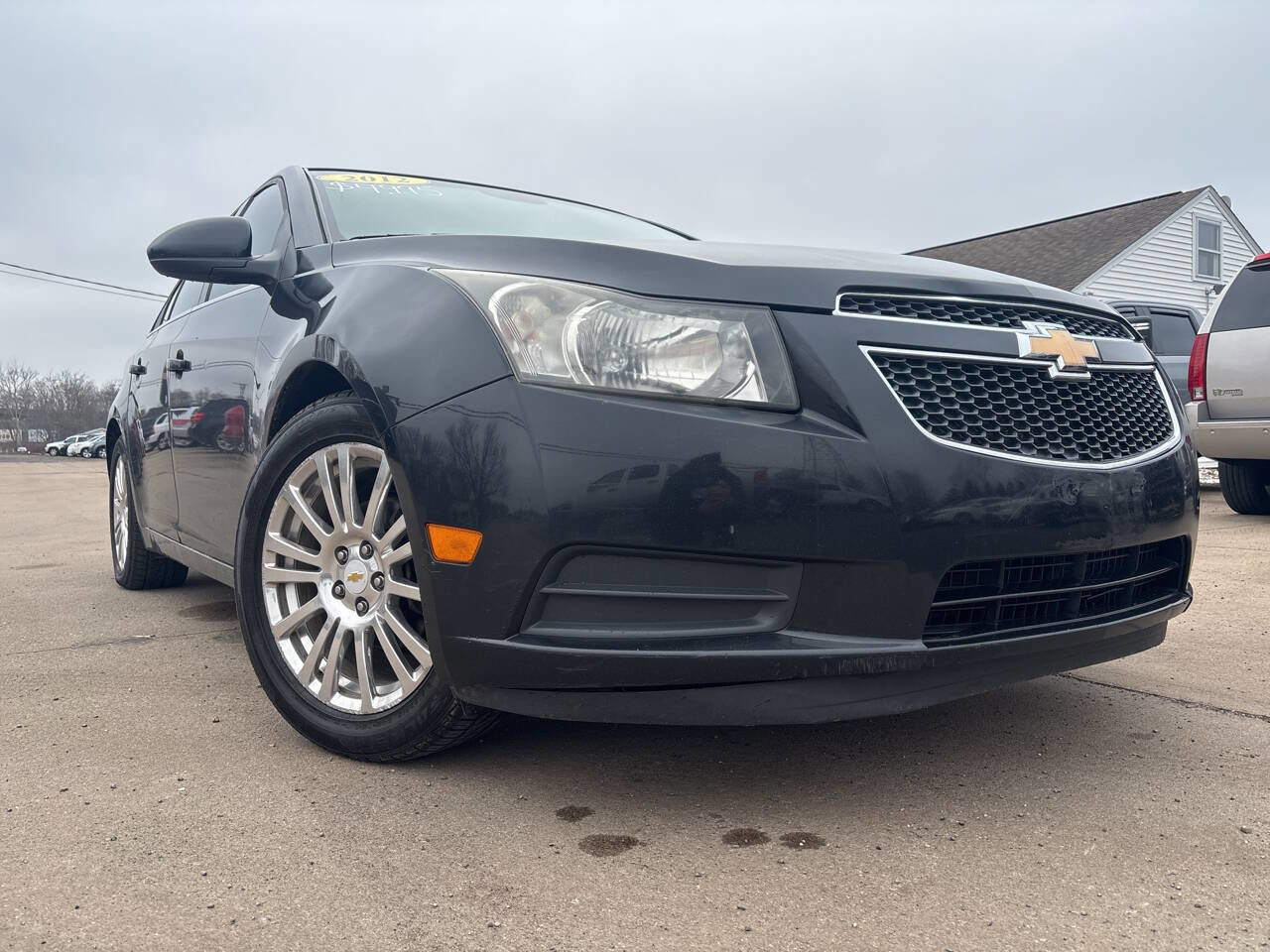 Used 2012 Chevrolet Cruze Eco FWD image 2