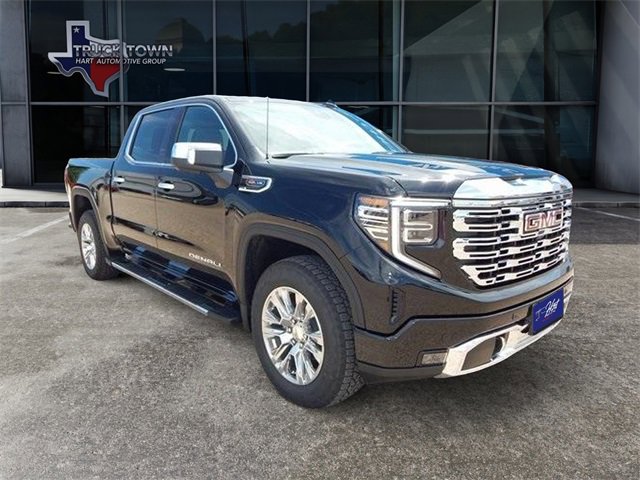 New 2025 GMC Sierra 1500 Denali w/ Technology Package