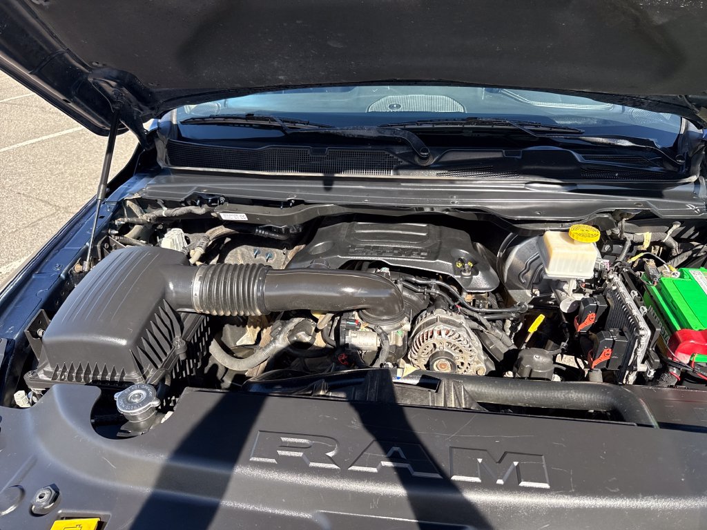 Used 2019 RAM 1500 Laramie w/ Off Road Group AWD/4WD image 41