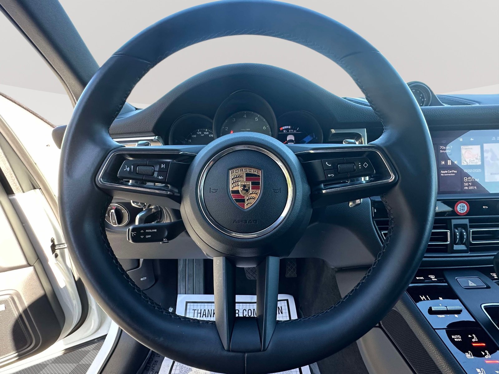 Used 2022 Porsche Macan S image 14