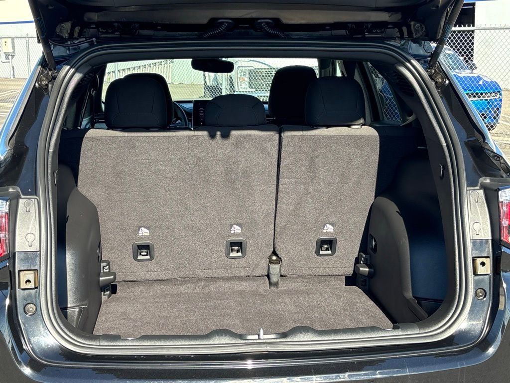 Used 2023 Jeep Compass Sport image 23