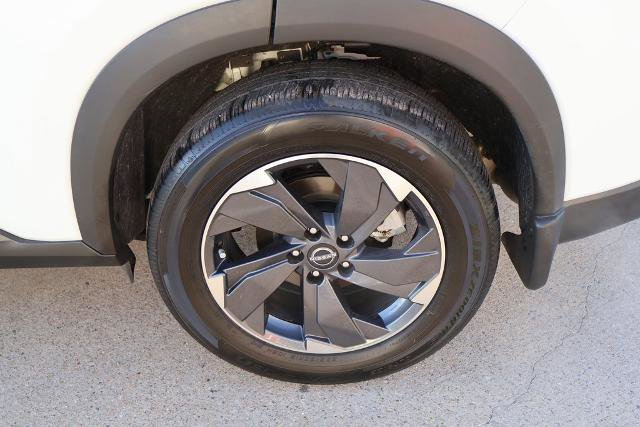 Certified 2024 Nissan Rogue SV w/ SV Premium Package image 10