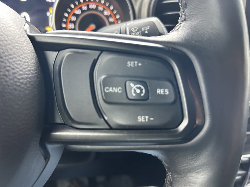 Used 2021 Jeep Gladiator Sport image 19