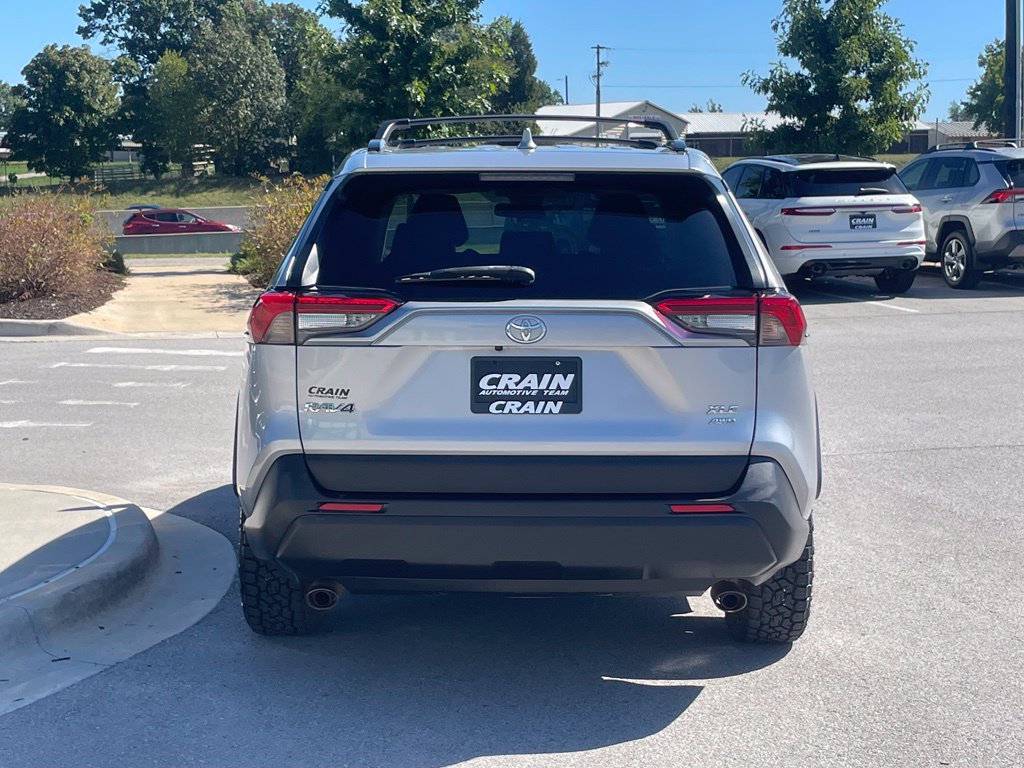 Used 2021 Toyota RAV4 XLE AWD/4WD image 6
