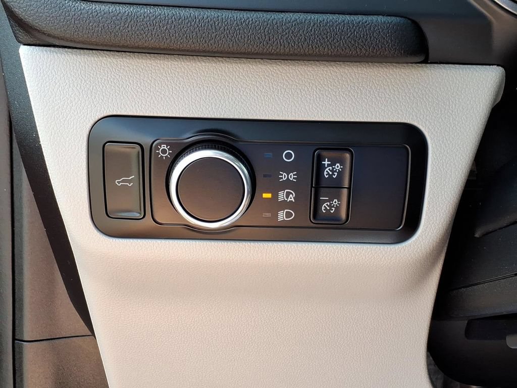 Certified 2023 Ford Escape Active AWD/4WD image 14
