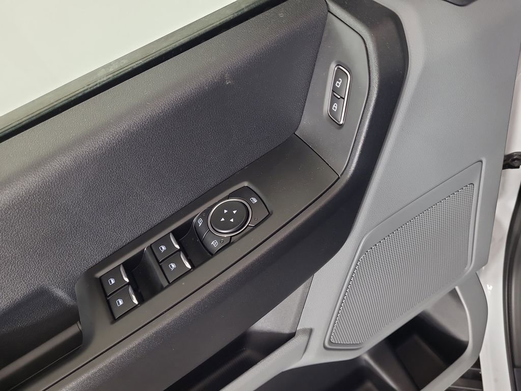 New 2026 Ford F250 XL w/ XL Chrome Package image 17