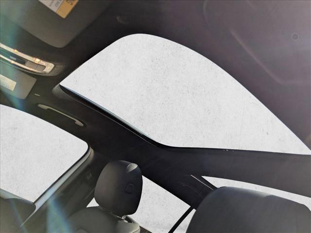 Certified 2025 Mercedes-Benz GLB 250 image 14